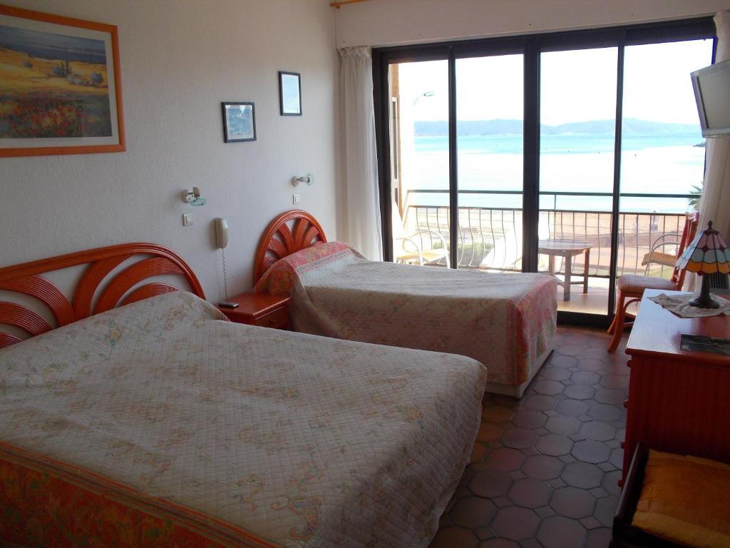 Hotel Les Alizes Cavalaire-sur-Mer Room photo